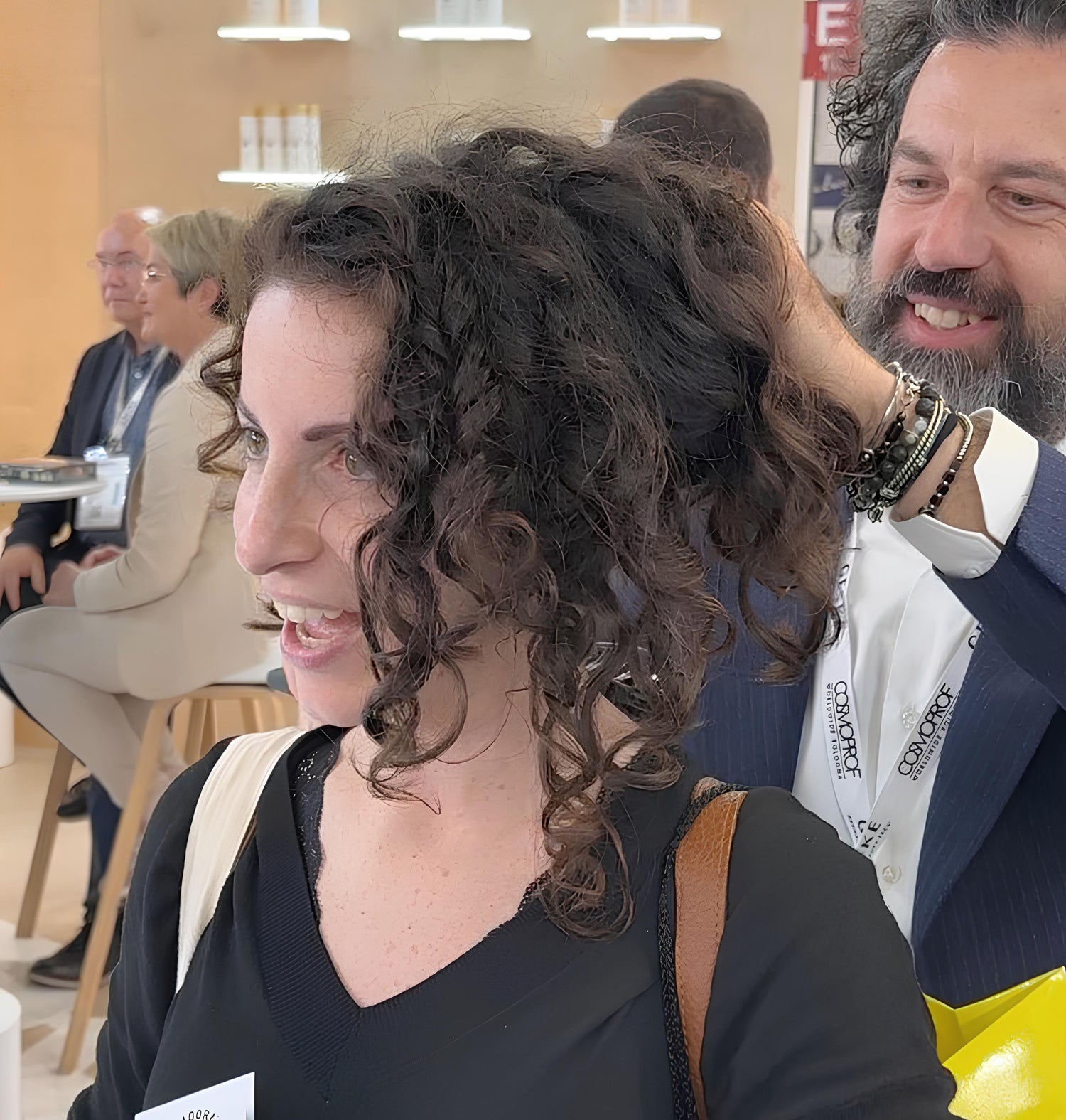 Spazzola pieghevole districante per capelli ricci